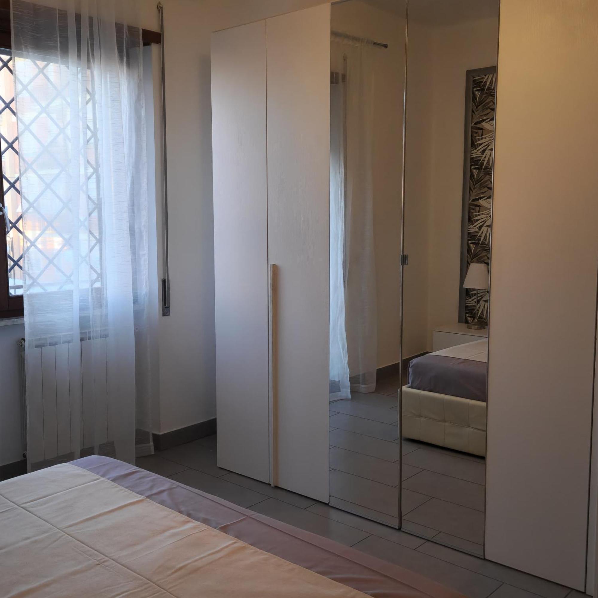 My Place Apartment Чампино Стая снимка